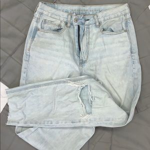 American Eagle bleach, high rise jean